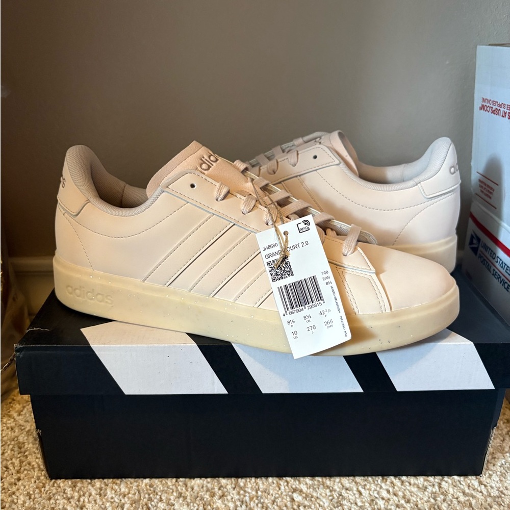 Adidas women’s size 10 grand court 2.0 pink/blush glitter NEW IN BOX